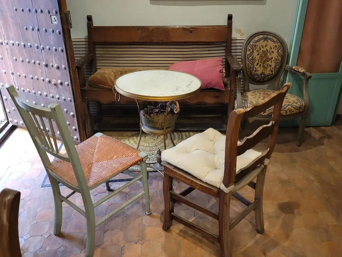 Casa del buen viaje - Habitación Rumba Sevilla 0*,  España